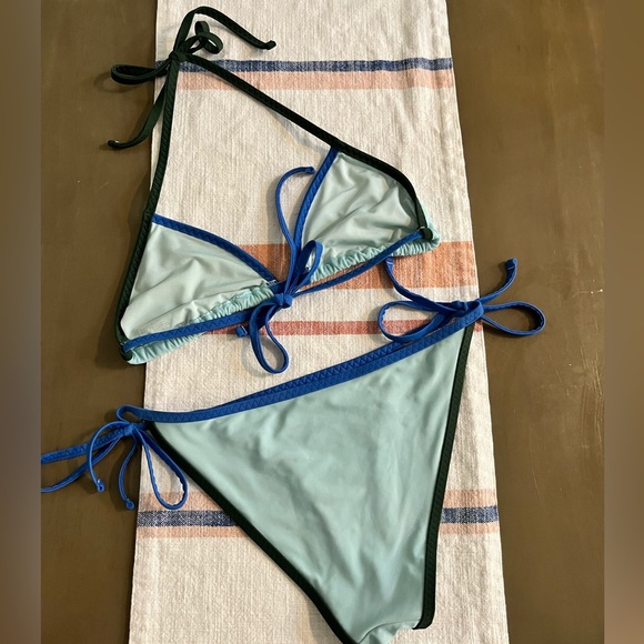 Aerie 2 Piece Swim Set! - Picture 2 of 4